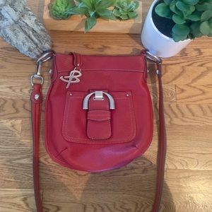Beautiful Red Leather B.Makowsky crossbody handbag
